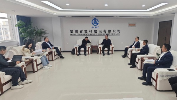 3月27日，順豐集團(tuán)一行到甘肅省交科建設(shè)有限公司考察調(diào)研，雙方就各自發(fā)展優(yōu)勢、未來合作領(lǐng)域與方向、促進(jìn)國企民企協(xié)同發(fā)展等方面進(jìn)行了深入座談交流。